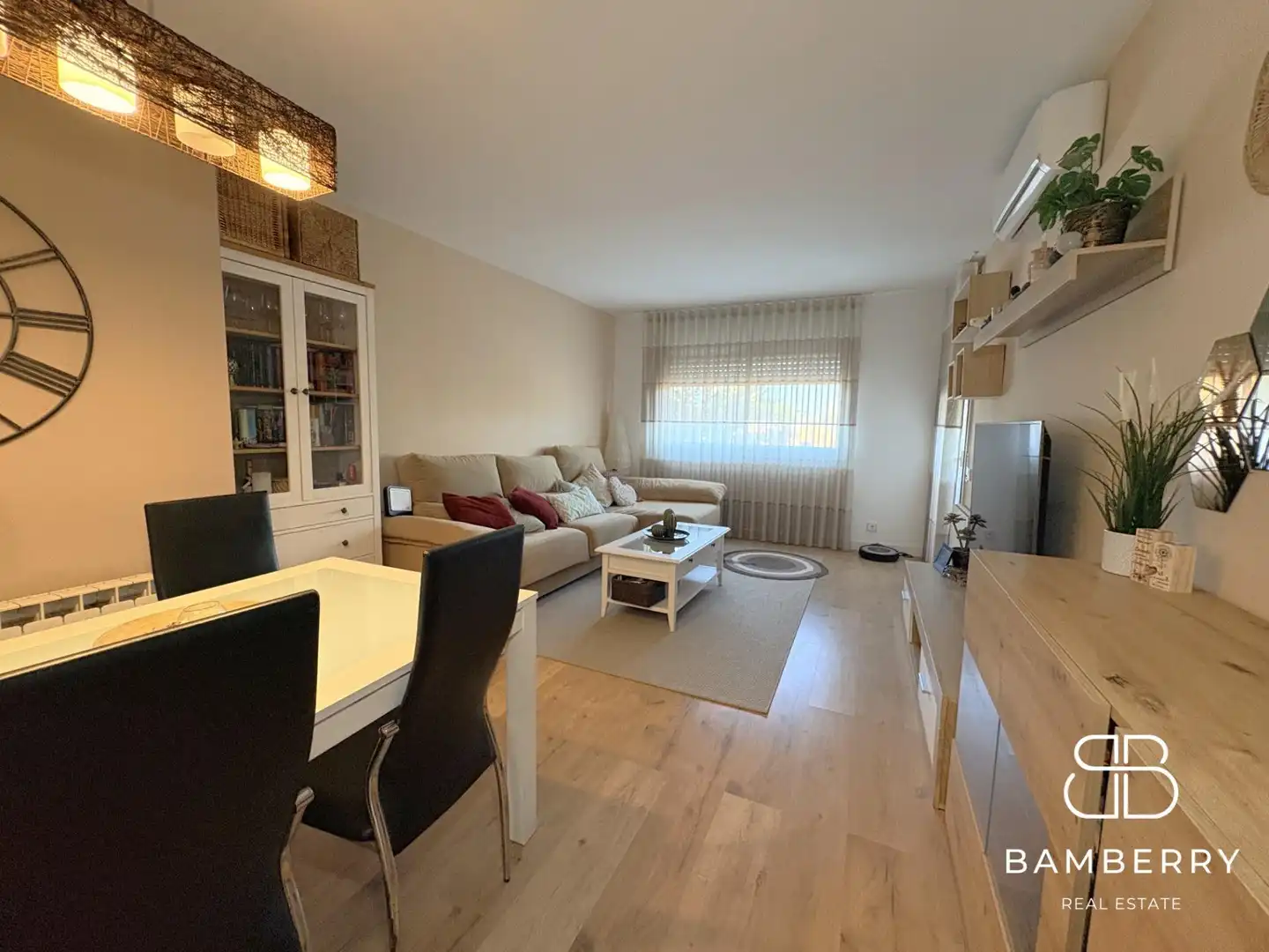 Flat with terrace for sale in Centre, imagen 2