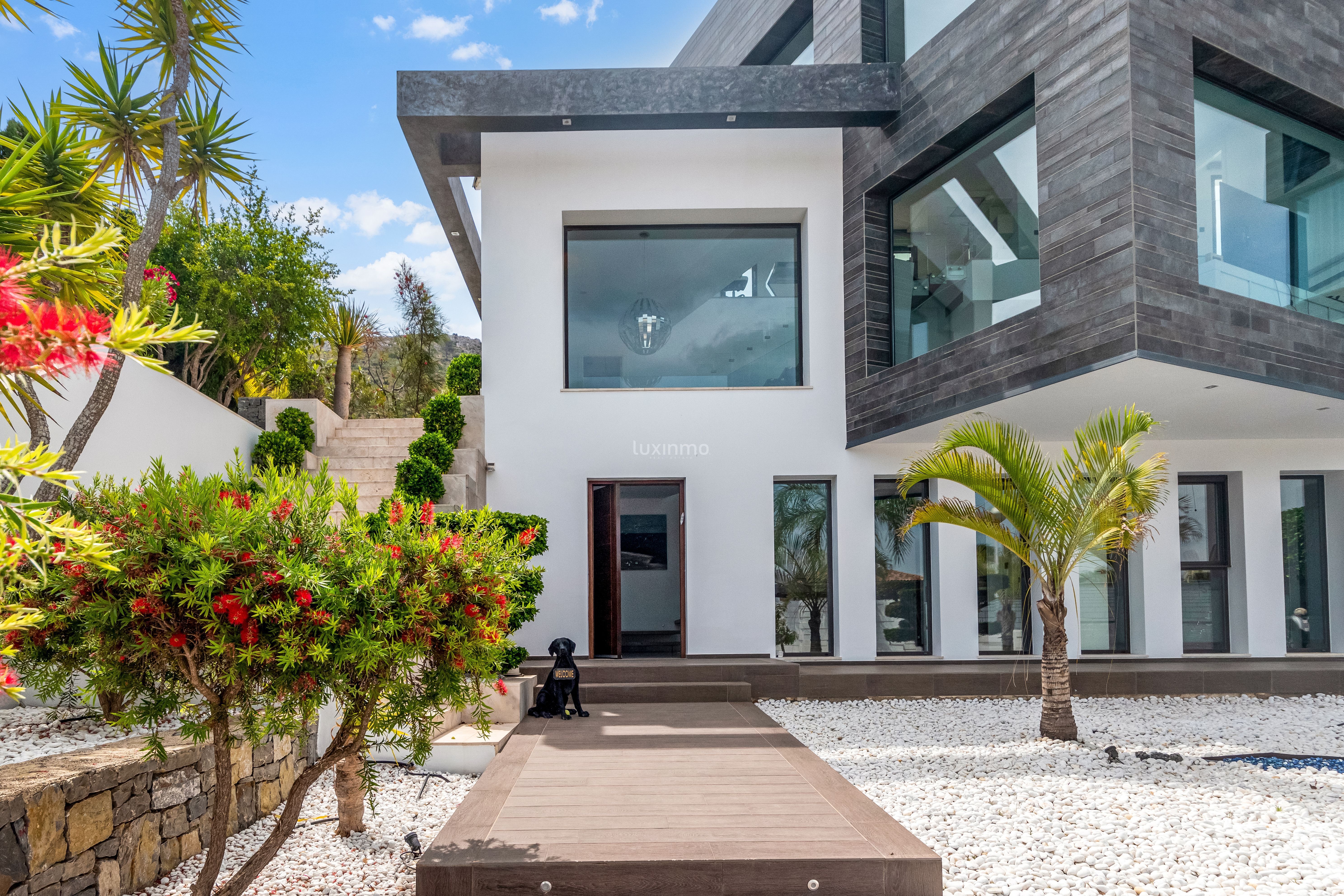Vista exterior de Casa o xalet en venda en Jávea / Xàbia amb Aire condicionat, Terrassa i Traster