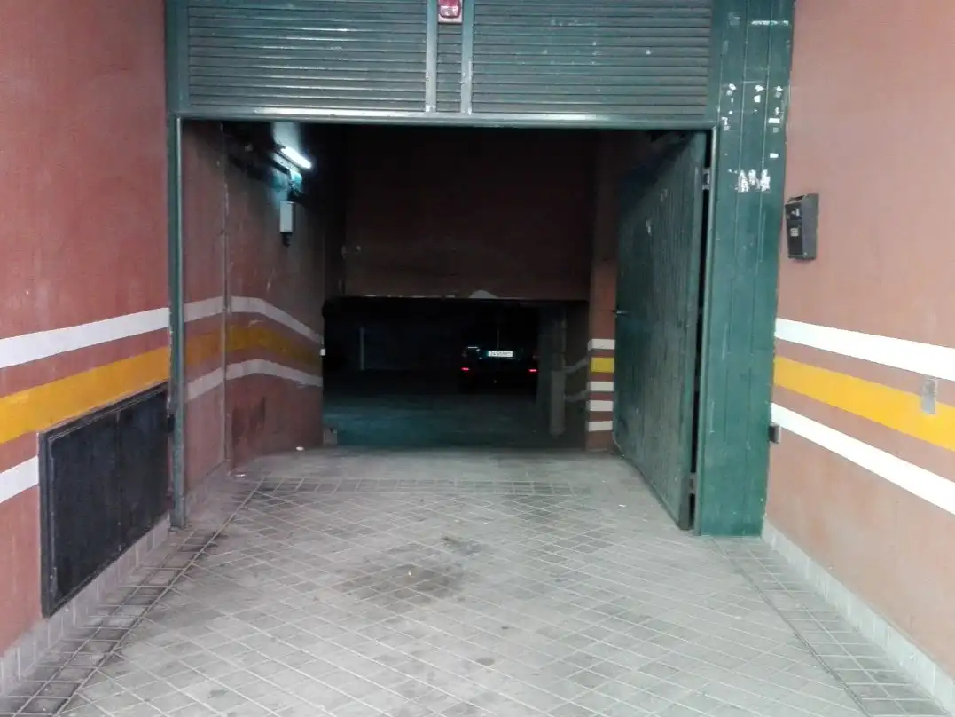 Parking of Garage for rent in Vigo 