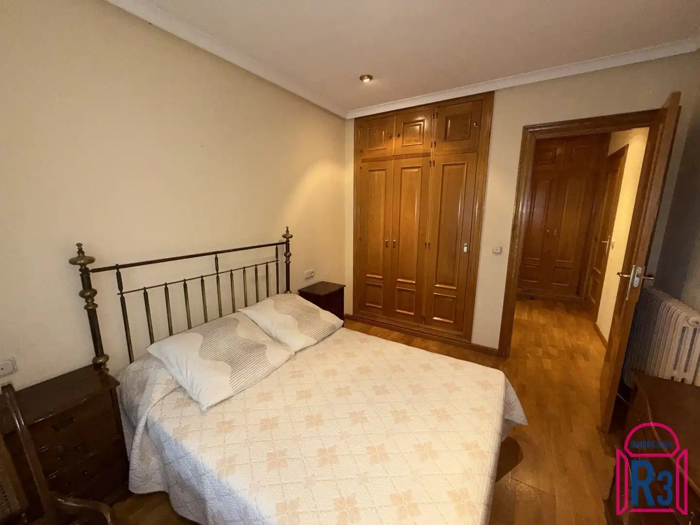 Wohnung zur Miete in Quiñones de León, Crucero