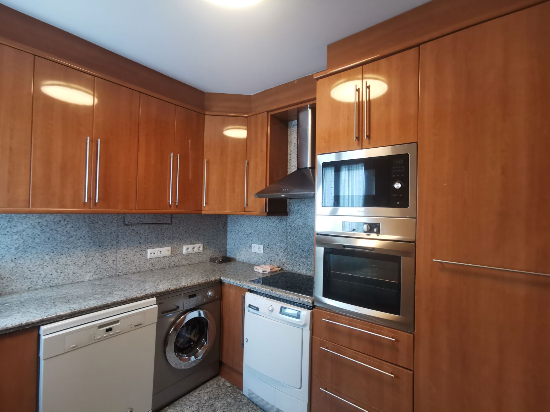 Kitchen of Flat to rent in Salamanca Capital  with Heating, Parquet flooring and Furnished