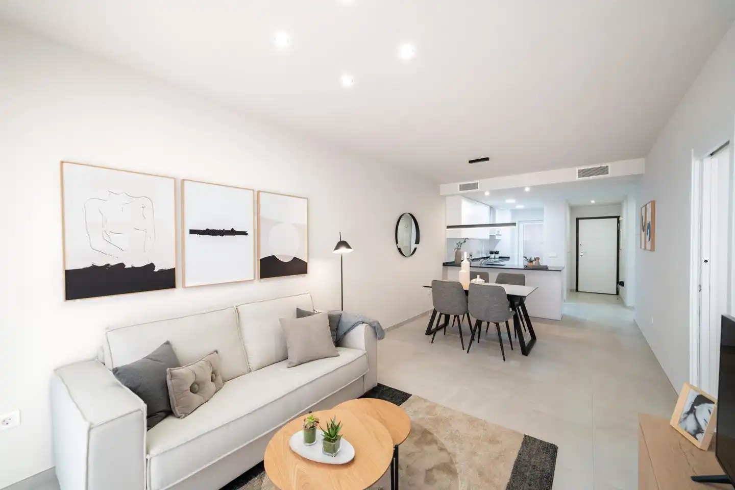 Bungalow mit Pool zum Verkauf in Avenida Europa, imagen 4
