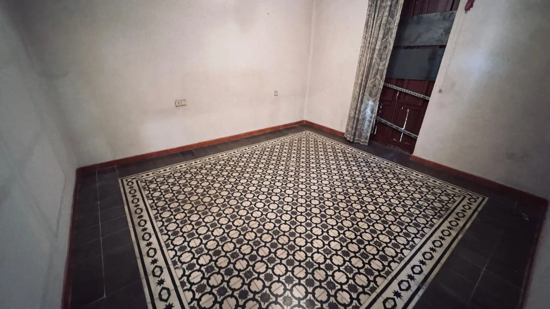Casa o chalet en venta en Alicante / Alacant con Jardín privado, Terraza y Balcón