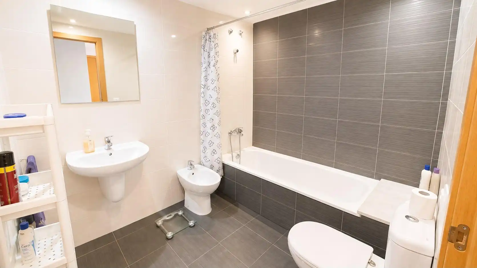 Baño de Piso en venta en Valencia con Aire acondicionado y Calefacción