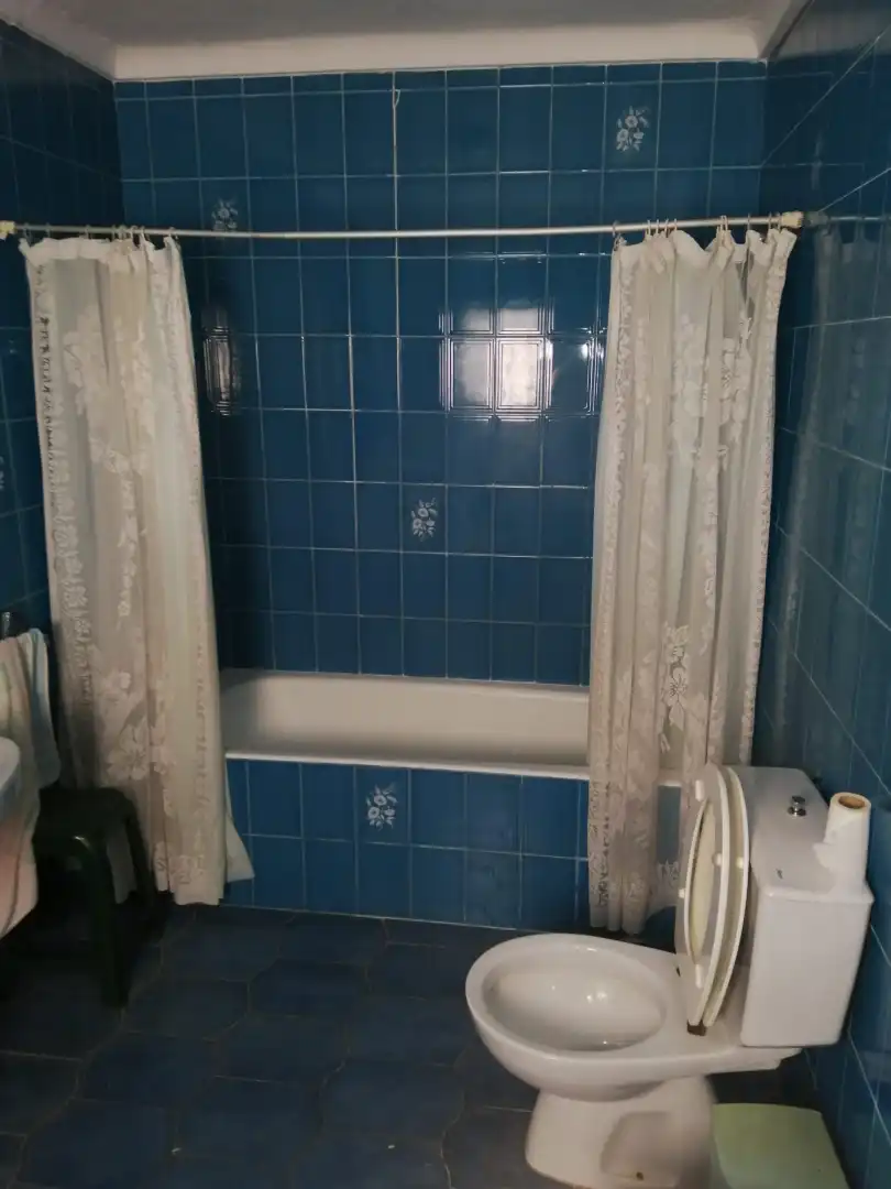 Bany de Casa o xalet en venda en Cártama amb Jardí privat, Terrassa i Piscina
