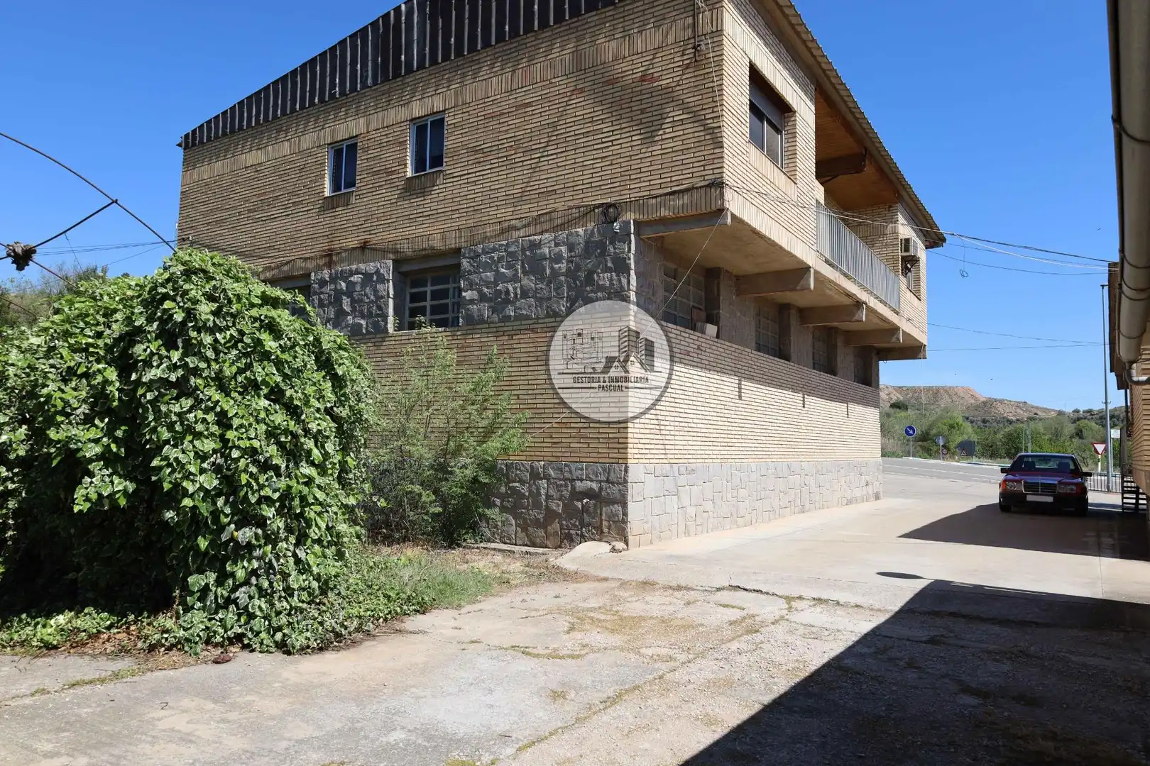 Vista exterior de Casa o chalet en venta en Híjar con Calefacción, Jardín privado y Terraza