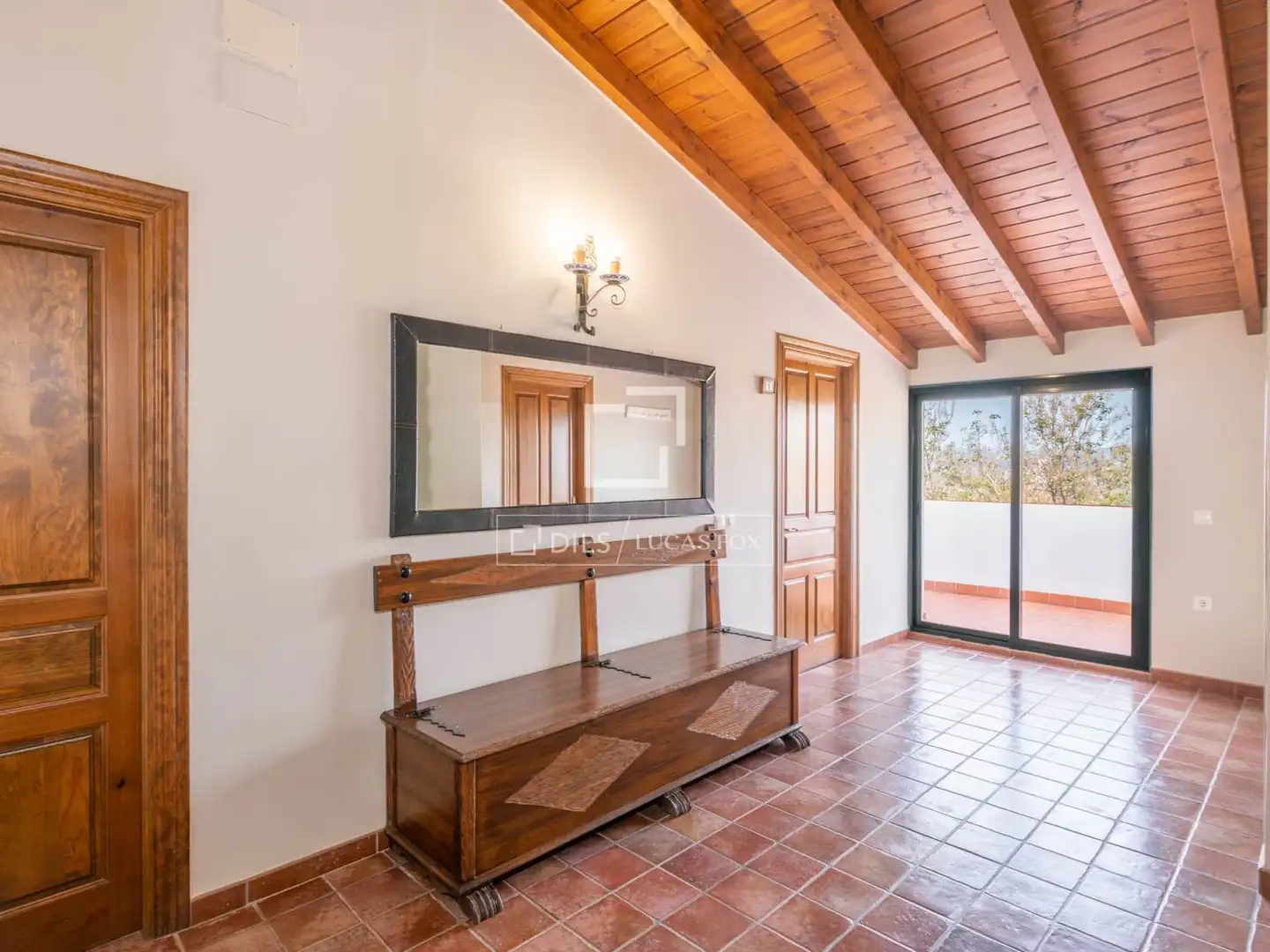 Finca rústica en venda en Málaga amb Jardí privat, Terrassa i Traster