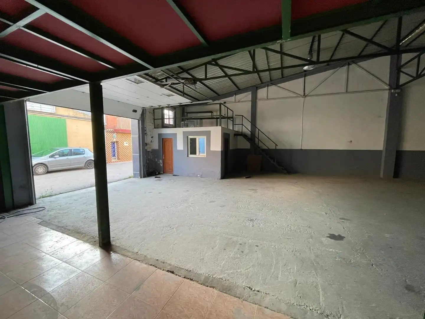 Nau industrial en venda a Nuevo Cáceres