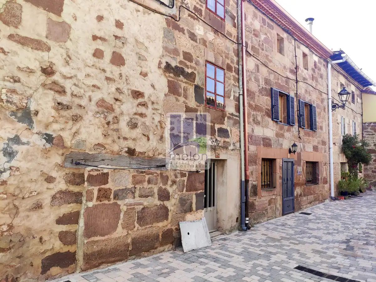 Xalet en venda a VILLASUR DE HERREROS