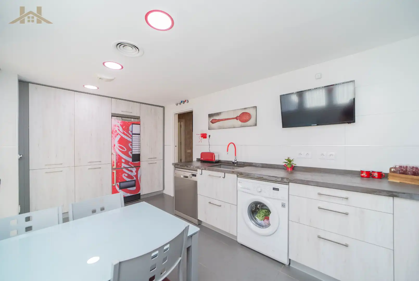 Kitchen of Detached homes for sale in Villaviciosa de Odón  with Air Conditioner, Heating and Private garden
