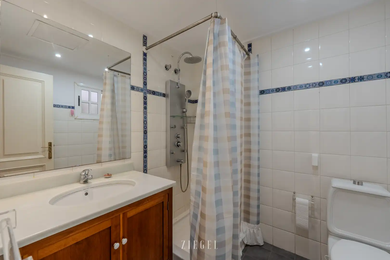 Baño de Piso en venta en Las Palmas de Gran Canaria con Aire acondicionado y Trastero