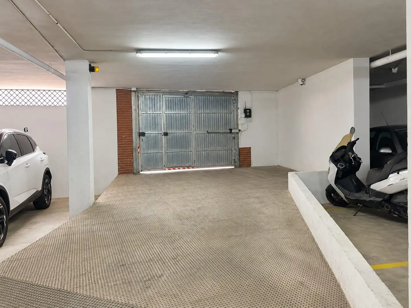 Garaje en venta en Aljomahima - Ermita