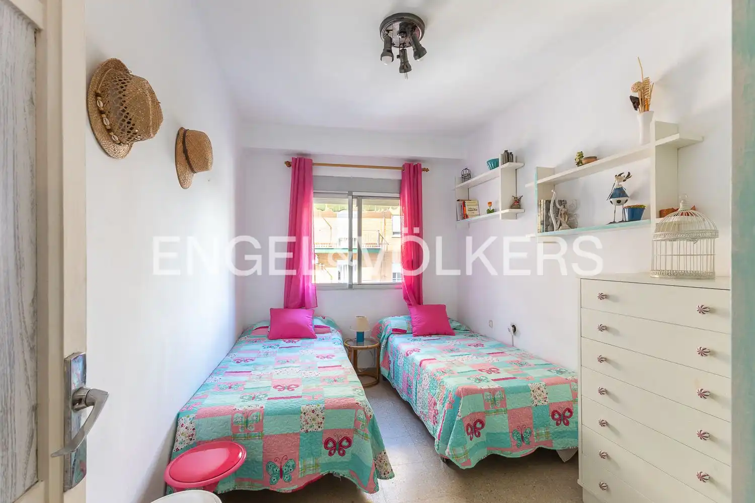 Bedroom of Flat for sale in Poblats Marítims