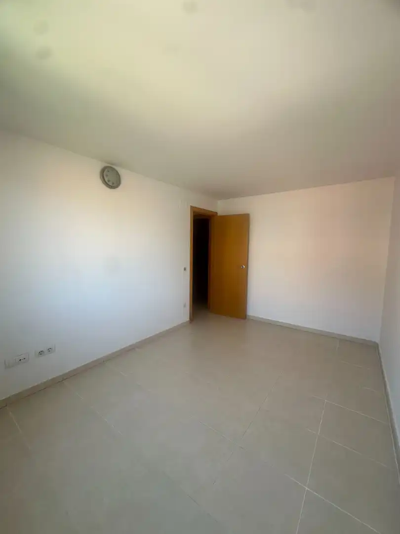 Habitación de Dúplex en venta en Vilanova del Vallès con Aire acondicionado, Calefacción y Terraza