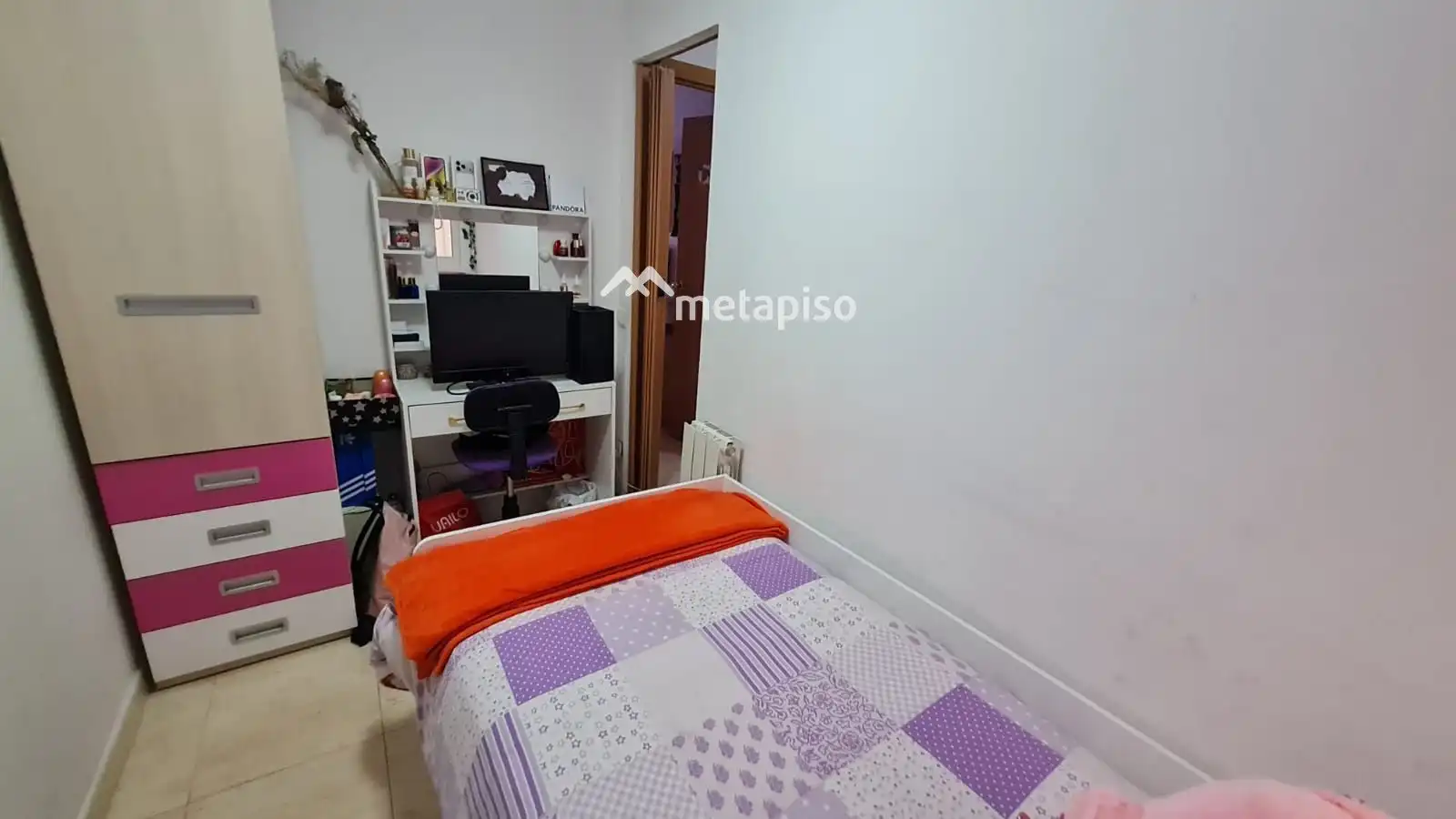 Habitación de Dúplex en venta en Vilafranca del Penedès con Calefacción, Terraza y Amueblado