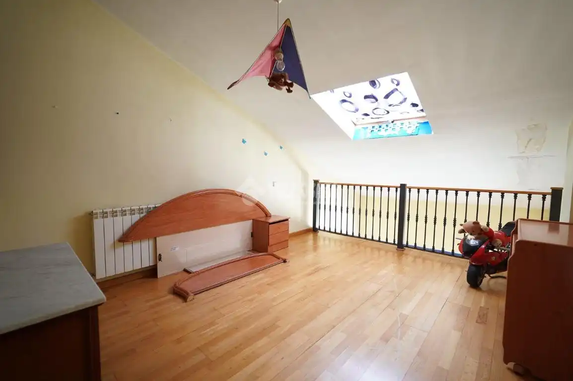 Casa adosada en venta en Seseña