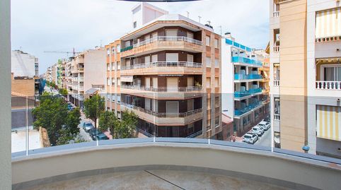 Foto 2 von Wohnung zum Verkauf in Las Piscinas Naturales, Torrevieja