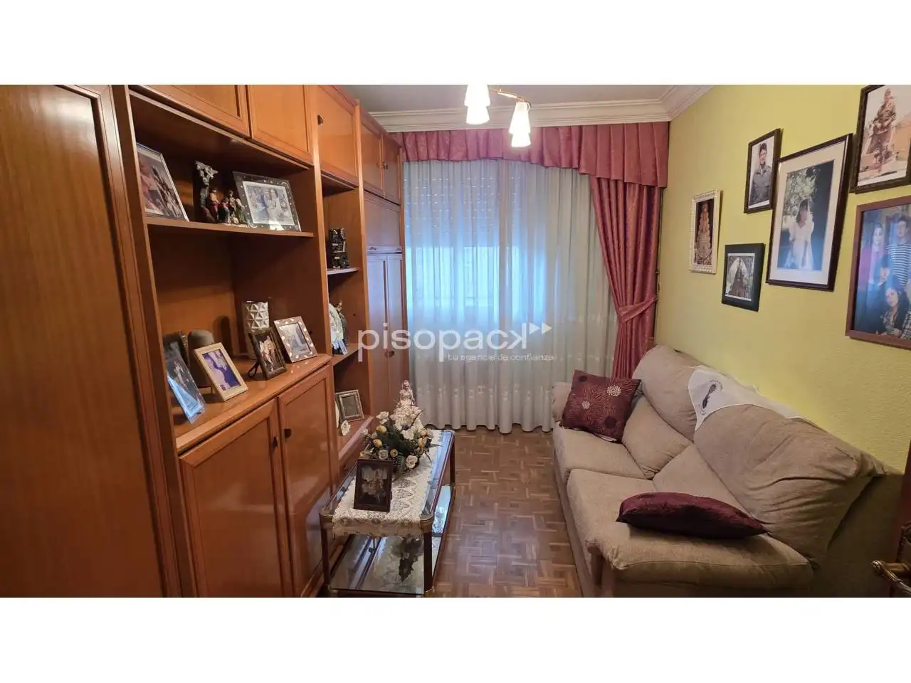 Bedroom of Flat for sale in  Pamplona / Iruña  with Heating, Parquet flooring and Balcony