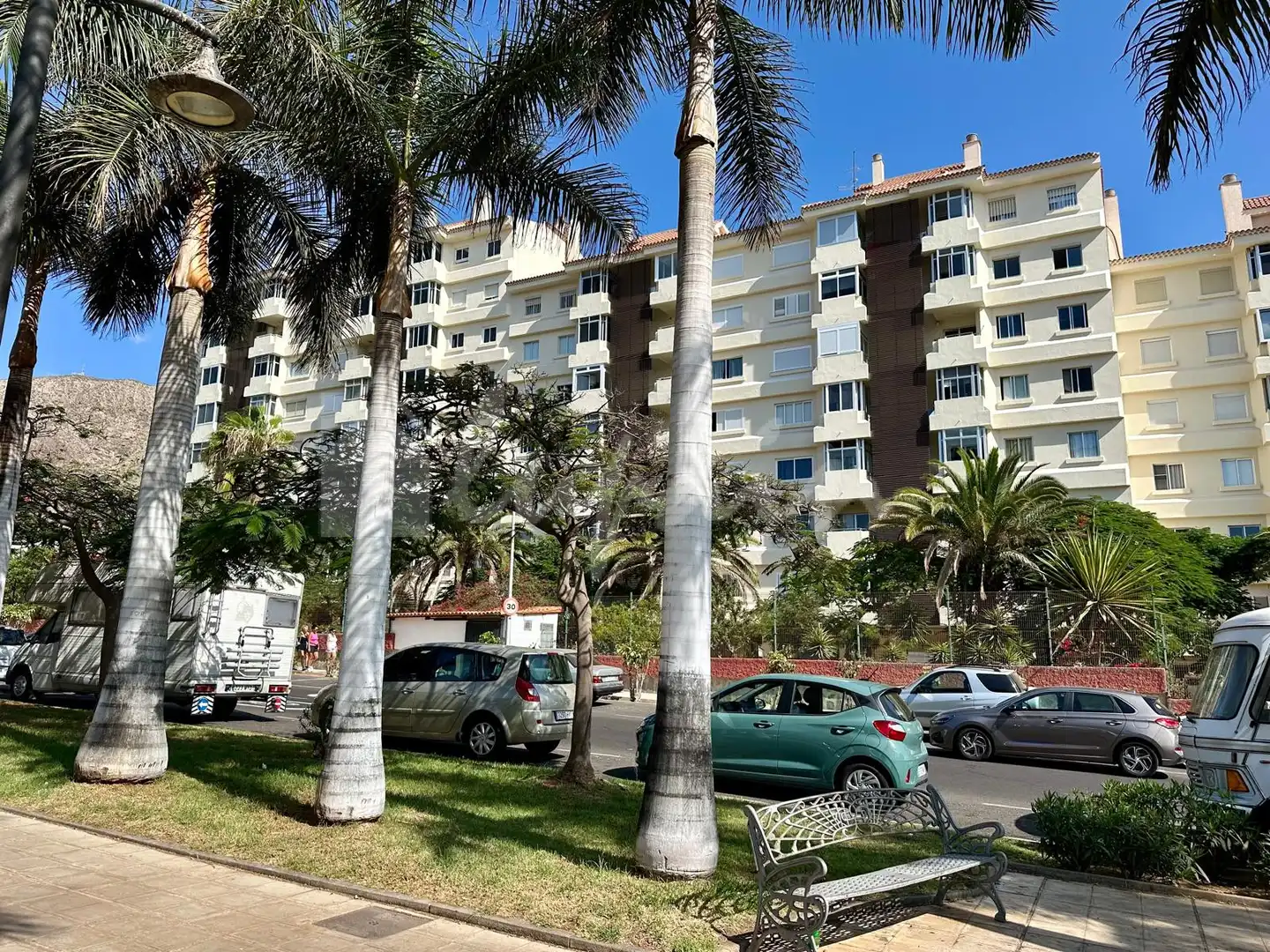 Vista exterior de Apartamento en venta en Arona
