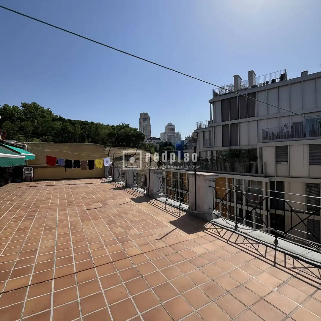 Terrace of Flat for sale in Madrid  with Heating, Terrace and Furnished