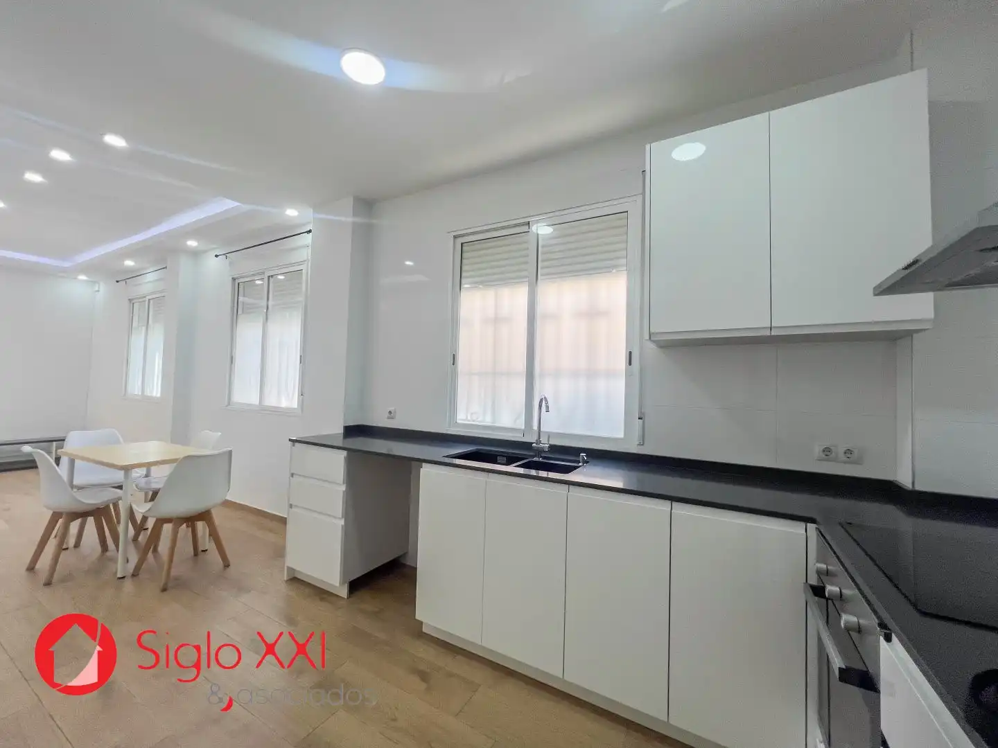 Flat for sale in El Pilar, imagen 4