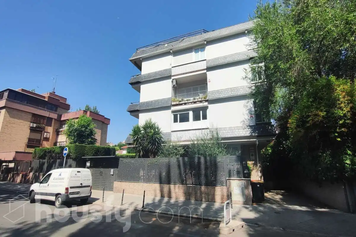 Exterior view of Flat for rent in Madrid  with Air Conditioner, Heating and Parquet flooring