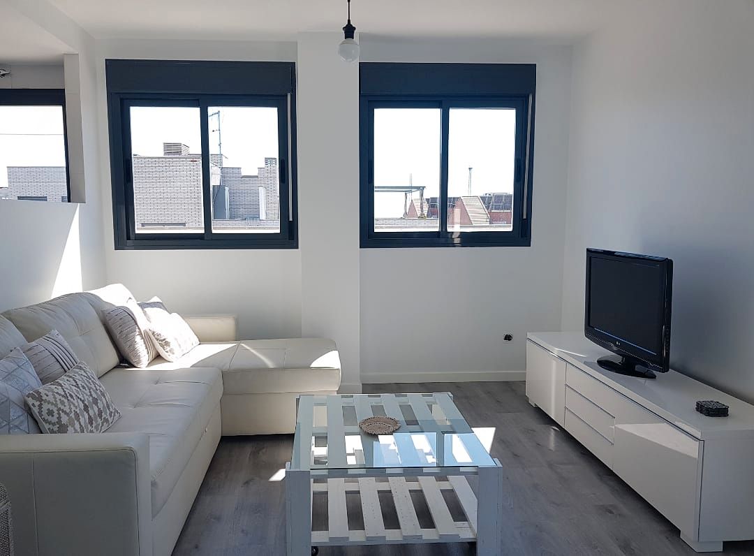 Sala d'estar de Àtic en venda en Colmenar Viejo amb Aire condicionat, Calefacció i Parquet