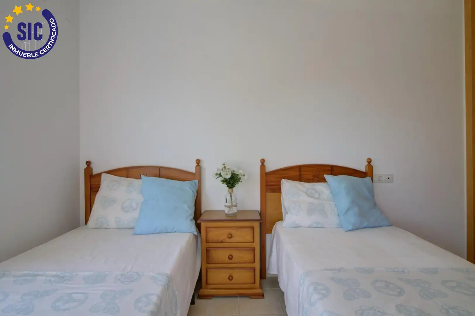 Habitación de Casa adosada en venta en Chilches / Xilxes con Jardín privado, Terraza y Amueblado