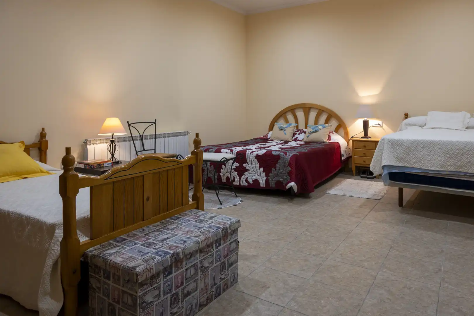 Habitación de Casa o chalet en venta en Ruidera con Aire acondicionado, Calefacción y Jardín privado