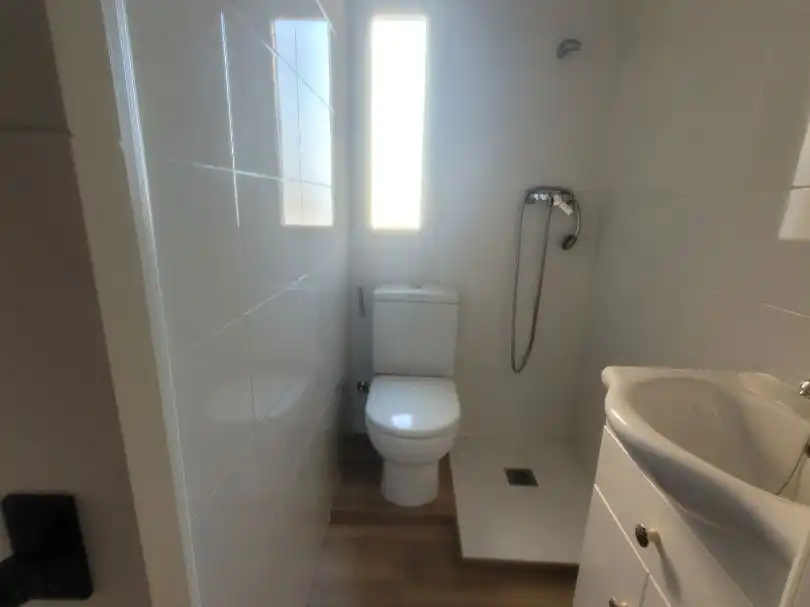 Baño de Piso en venta en Buñol, Valencia