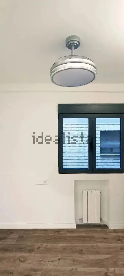 Flat for rent in Madrid  with Air Conditioner, Heating and Oven