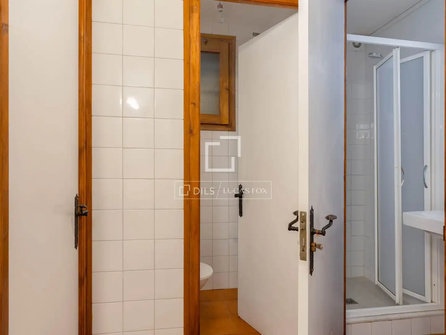 Bathroom of Houses for sale in Begur  with Heating, Private garden and Balcony