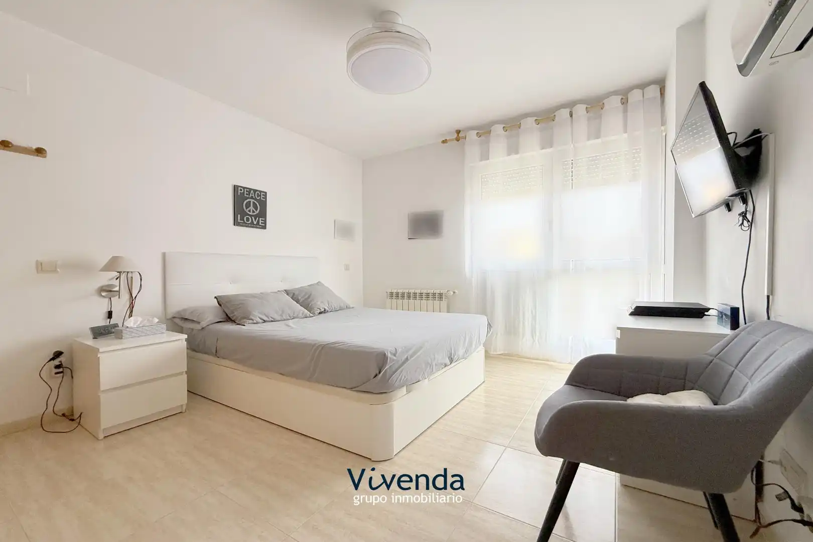 Habitación de Casa adosada en venta en Fuenlabrada con Aire acondicionado, Calefacción y Terraza