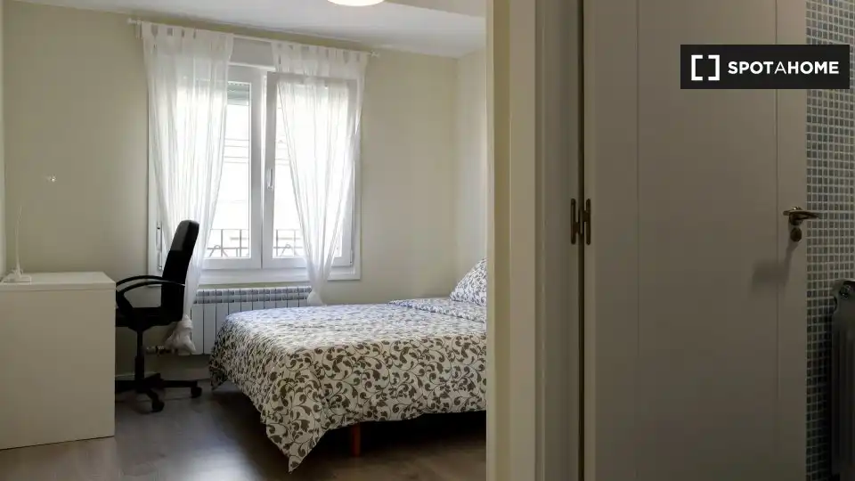 Zimmer in Paseo Sagasta