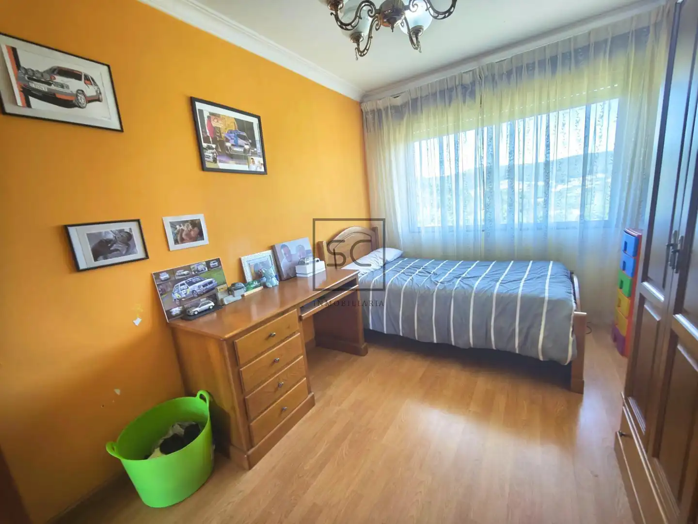 Habitación de Casa o chalet en venta en Narón con Jardín privado, Trastero y Amueblado
