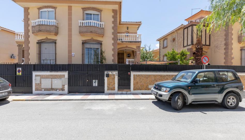 Foto 1 de Casa adosada en venda a  Cañada del Tesorillo, 10, Atarfe, Granada