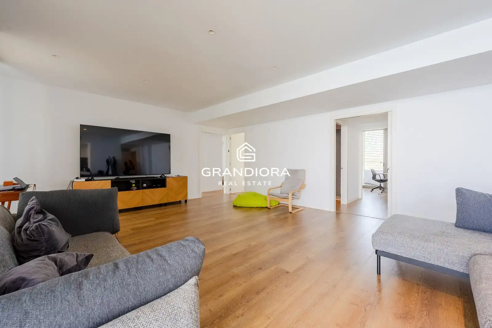 Exterior view of Attic for sale in Mataró  with Air Conditioner, Terrace and Swimming Pool