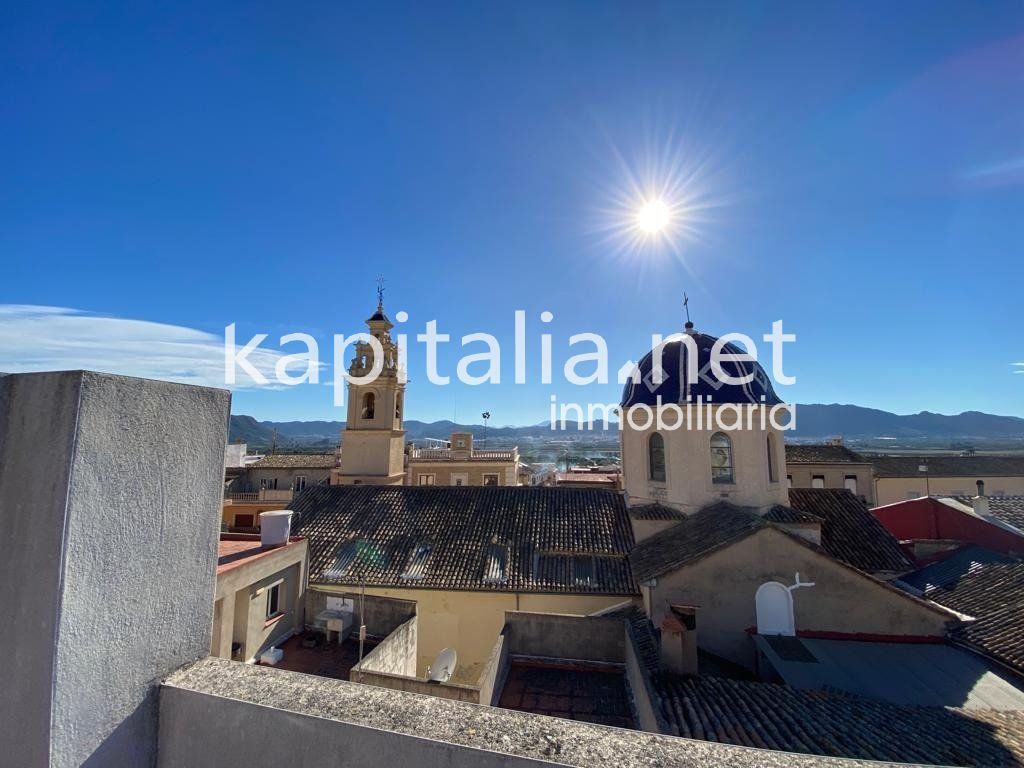 Exterior view of Building for sale in La Llosa de Ranes