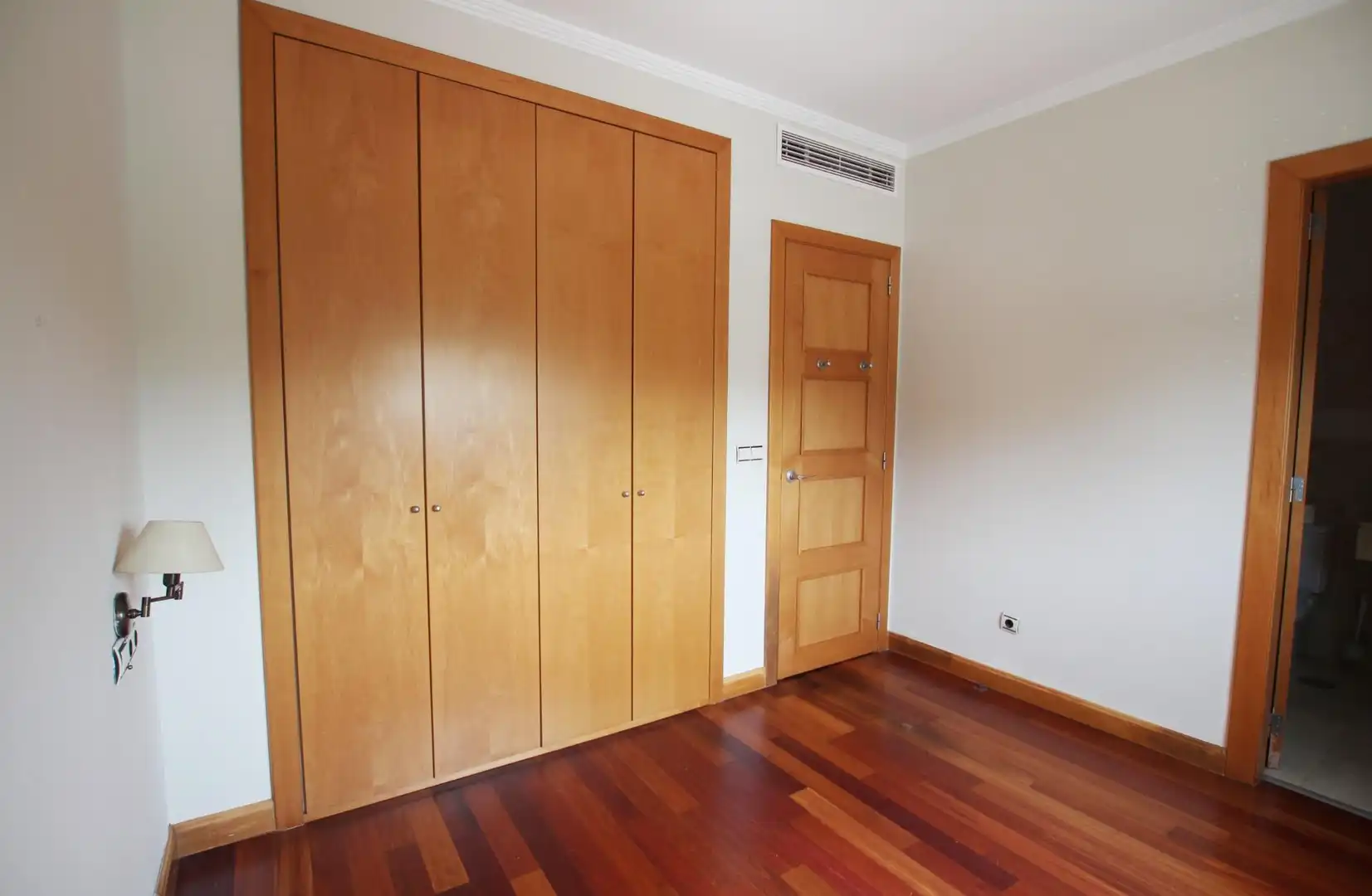 Schlafzimmer von Wohnung zum Verkauf in Jerez de la Frontera mit Klimaanlage, Heizung und Parkett