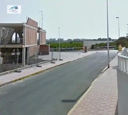 Pis amb piscina en venda a Urbanizacion ALTOS LOS