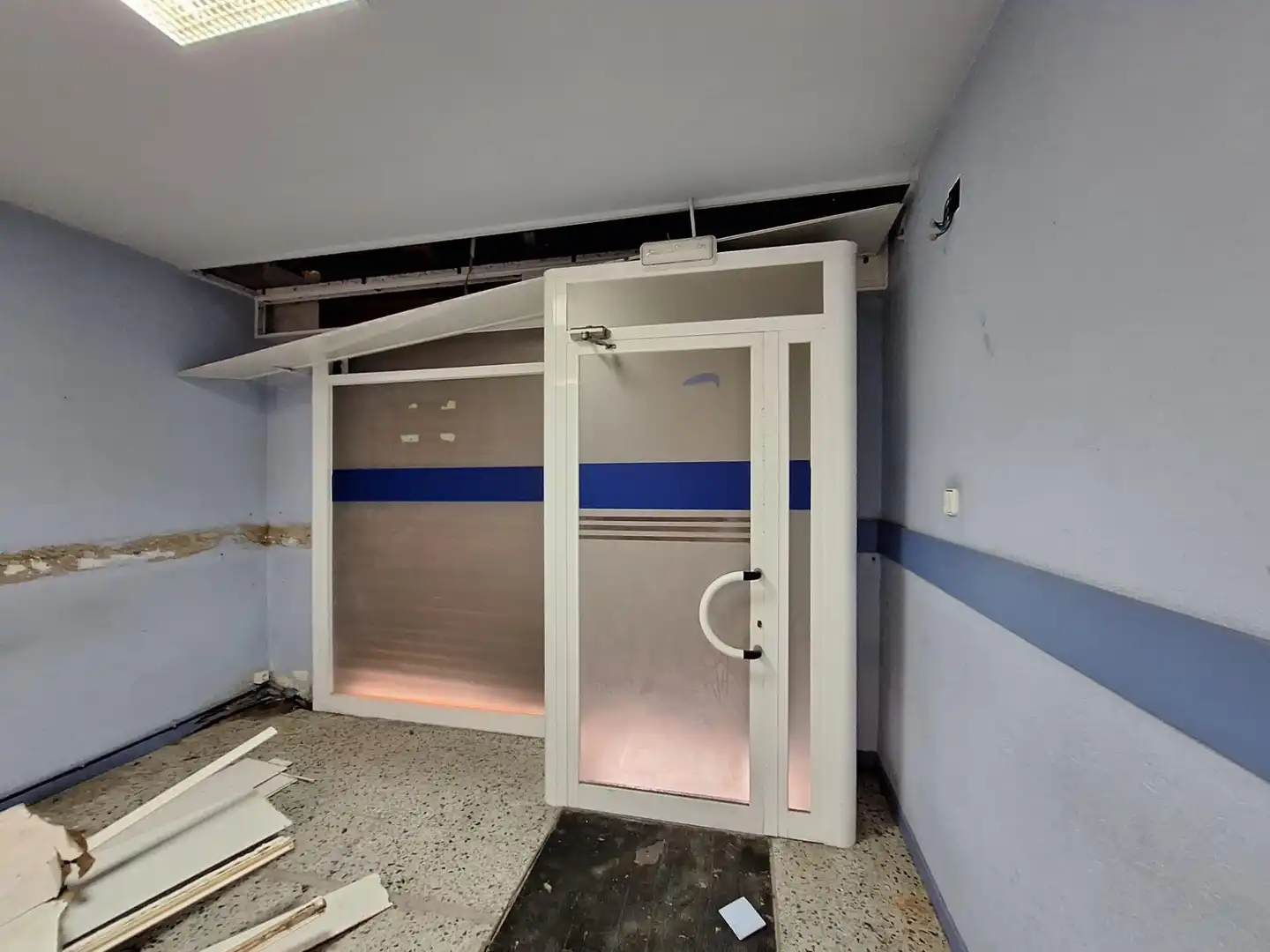 Business premises for sale in Poble, imagen 3
