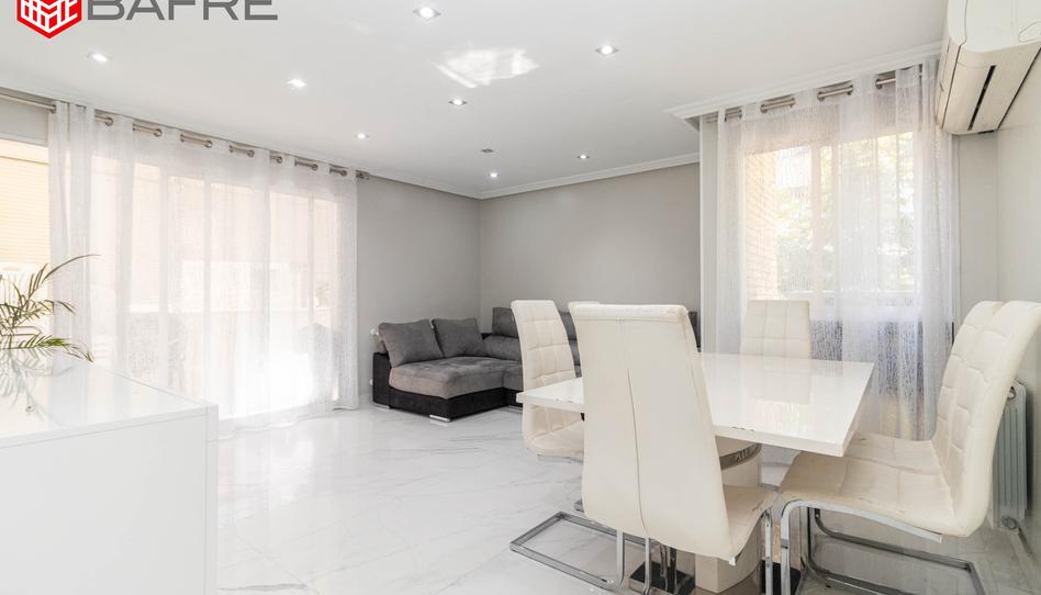 Foto 1 de Piso en venta en Plaza Movimiento Ciudadano, Orcasitas, Madrid