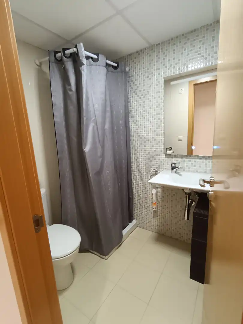 Baño de Piso en venta en Almazora / Almassora con Aire acondicionado, Calefacción y Trastero