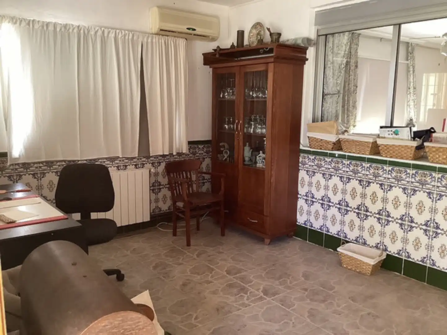 Kitchen of Commercial properties for sale in Alicante / Alacant  with Air Conditioner and Furnished
