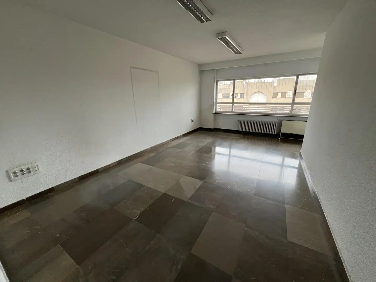 Wohnung zum Verkauf in Córdoba mit Klimaanlage und Terrasse
