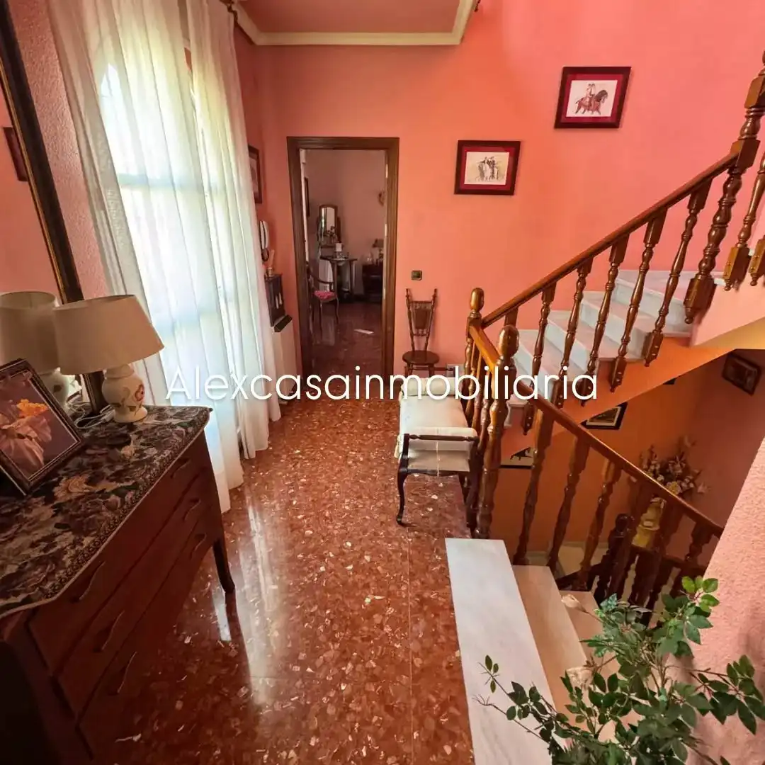 Houses for sale in Cabra  with Air Conditioner, Private garden and Terrace