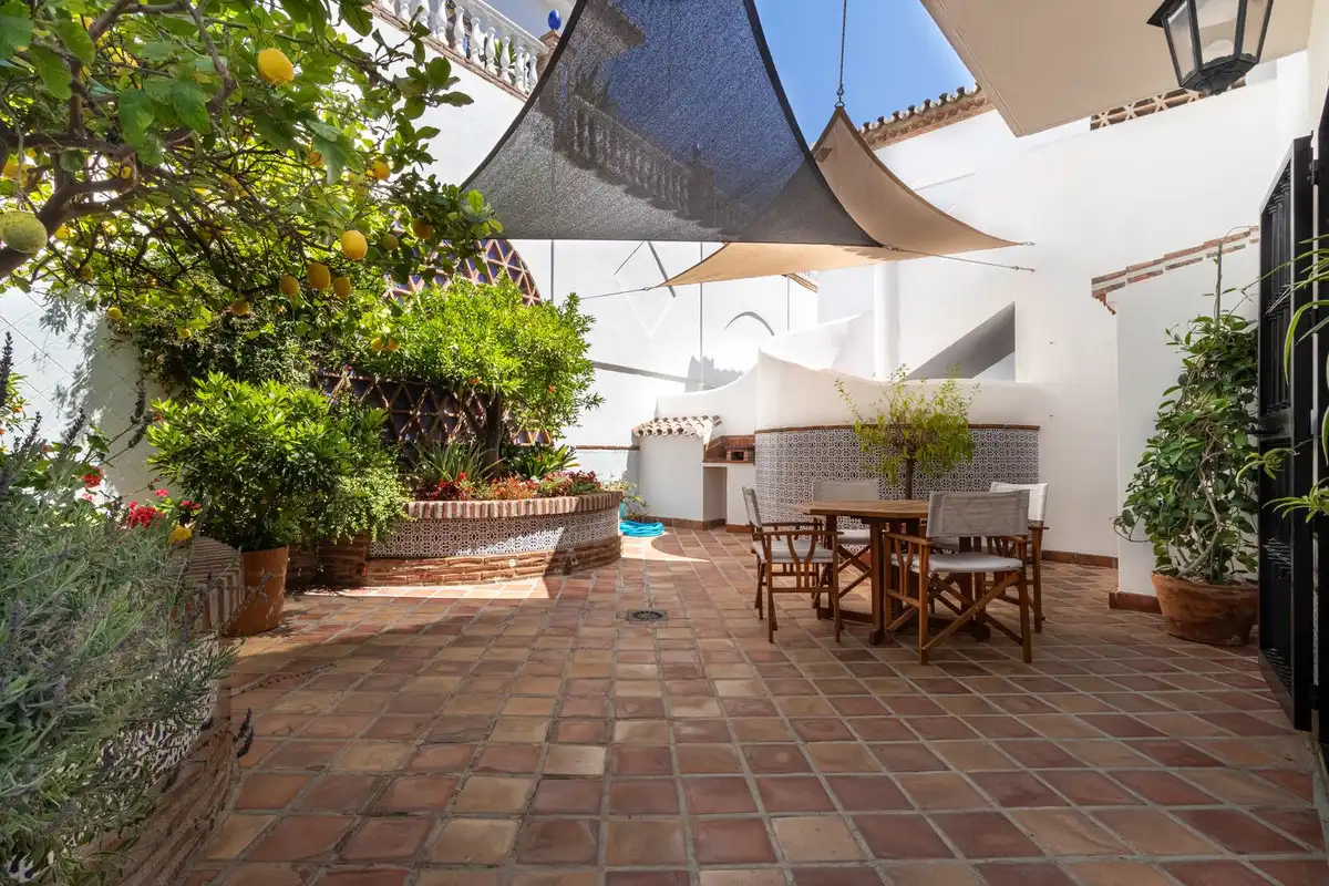 Jardí de Casa adosada en venda en Mijas amb Aire condicionat, Terrassa i Traster