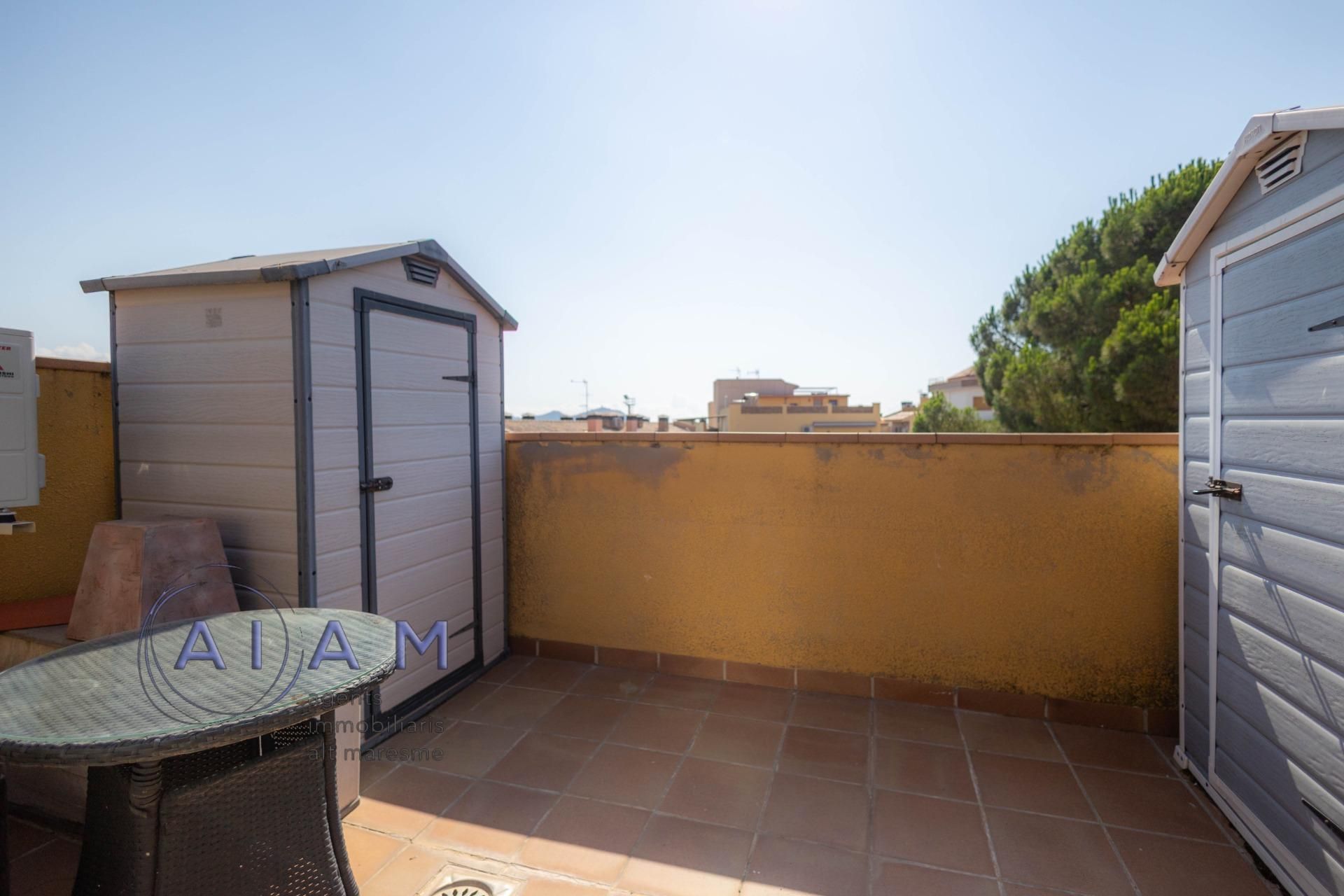 Terrasse von Dachboden zum verkauf in Palafolls mit Klimaanlage, Heizung und Parkett