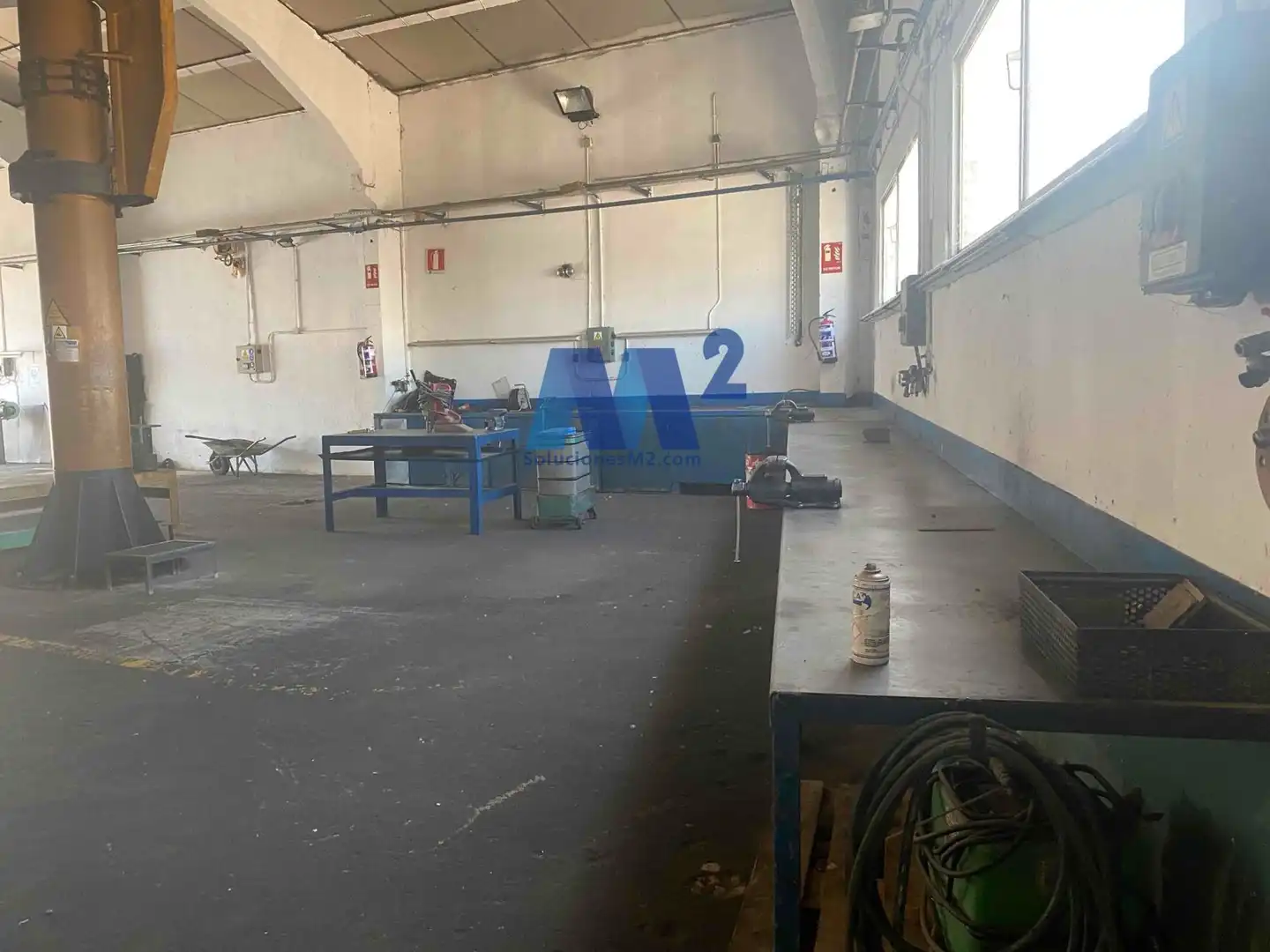 Parkplatz von Fabrikhallen zur Miete in Arganda del Rey