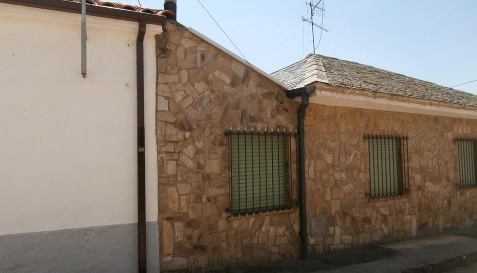 Foto 1 de Casa adosada en venda a Villamejil, León